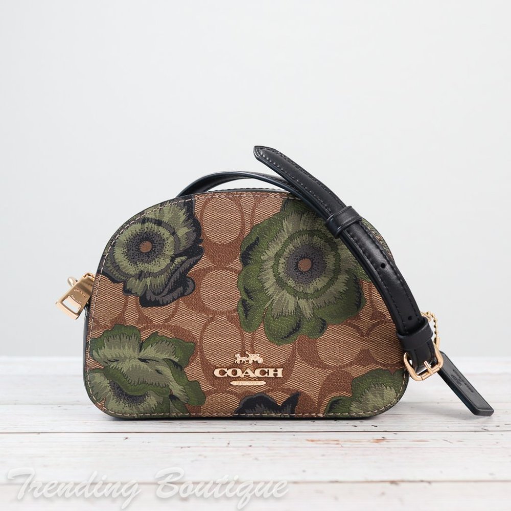 NWT Coach Mini Serena Crossbody in Signature